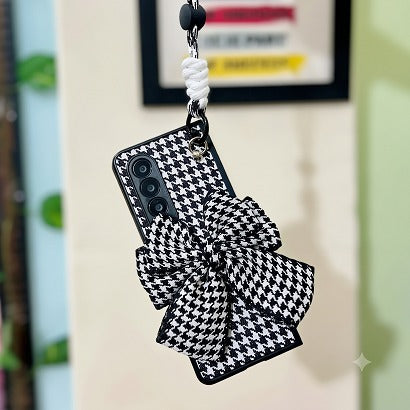 Black-White Bow Armband Samsung Fold Cover