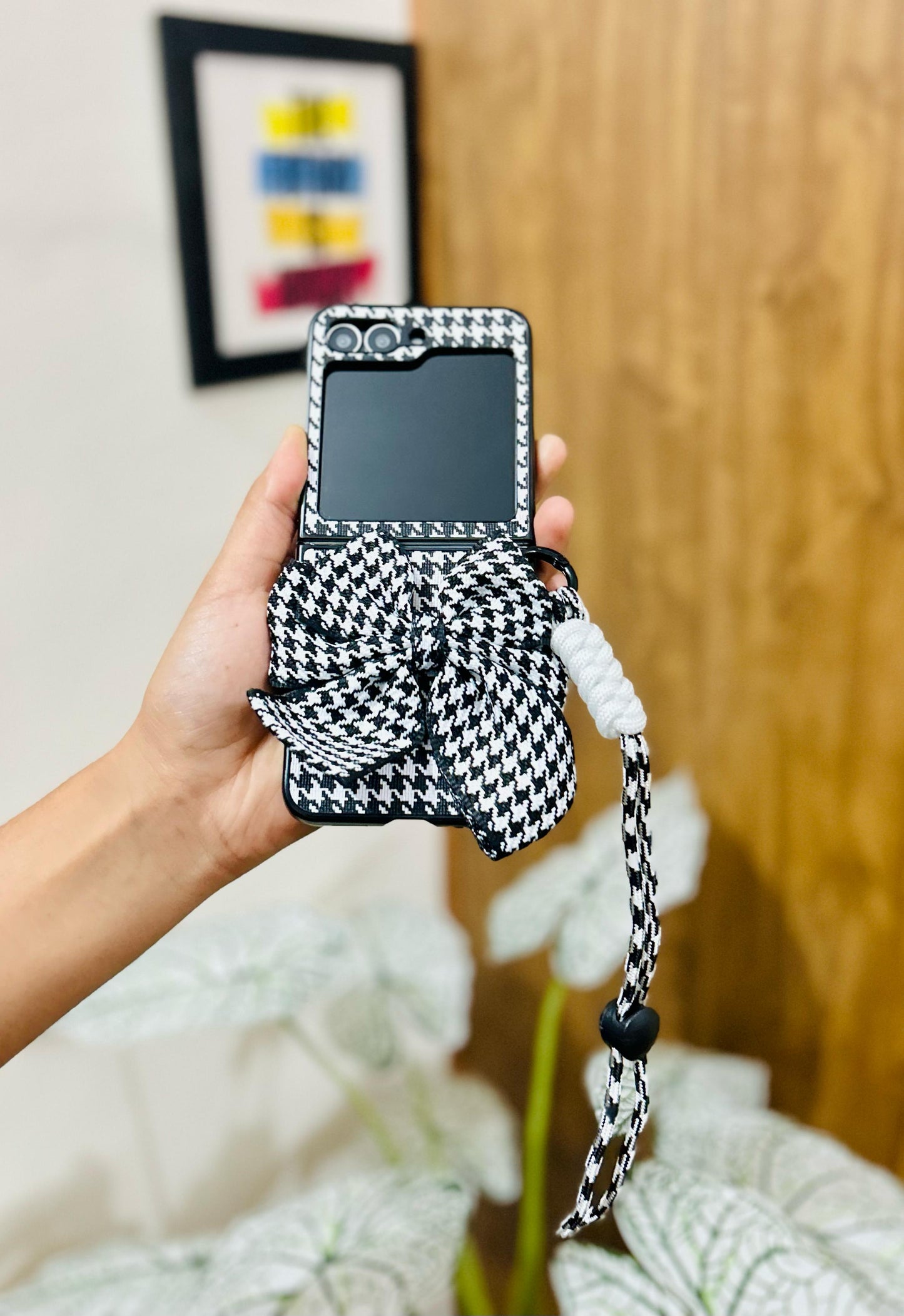 Black-White Bow Armband Samsung Case