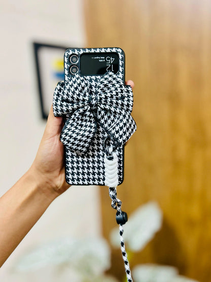 Black-White Bow Armband Samsung Flip Case - ThePhoneCart
